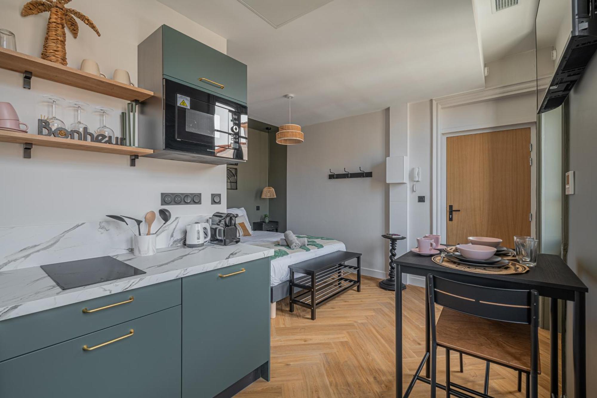 Le Felix Appart'Hotel Romans-sur-Isère Εξωτερικό φωτογραφία